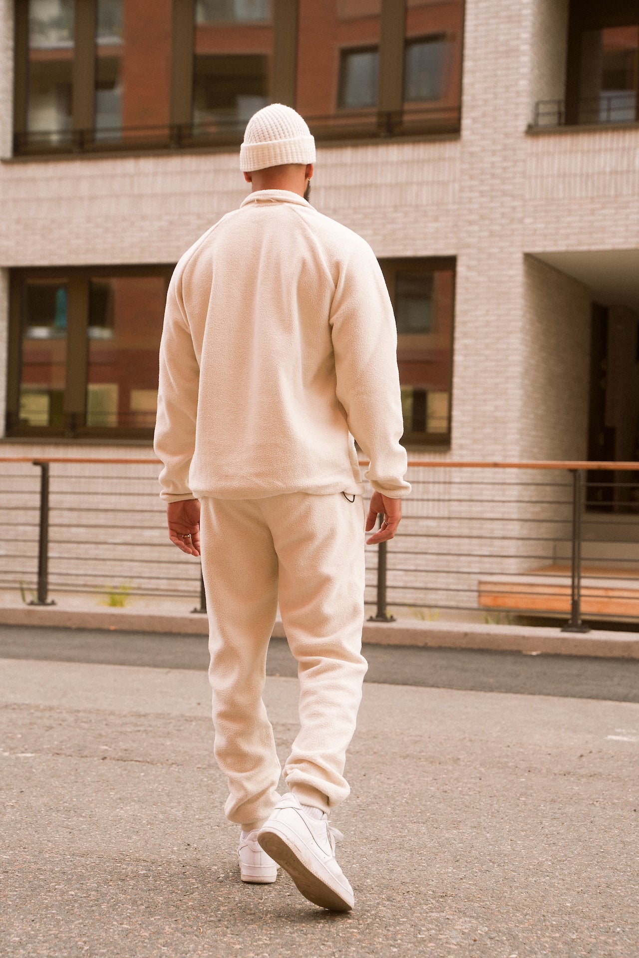 Les Deux Duncan Pile Sweatpants Ivory TWOJAYS