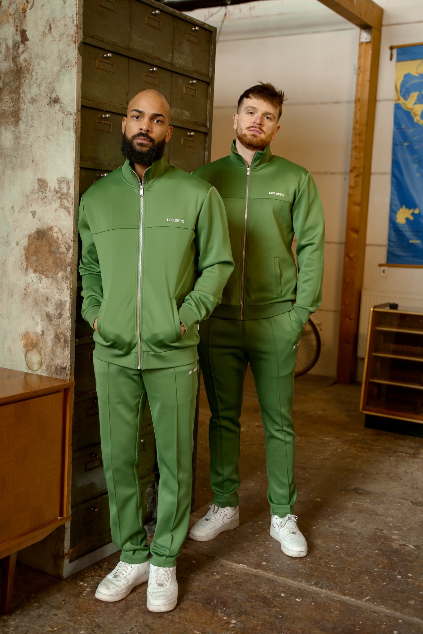 Les Deux Ballier Track Pants Vineyard Green TWOJAYS